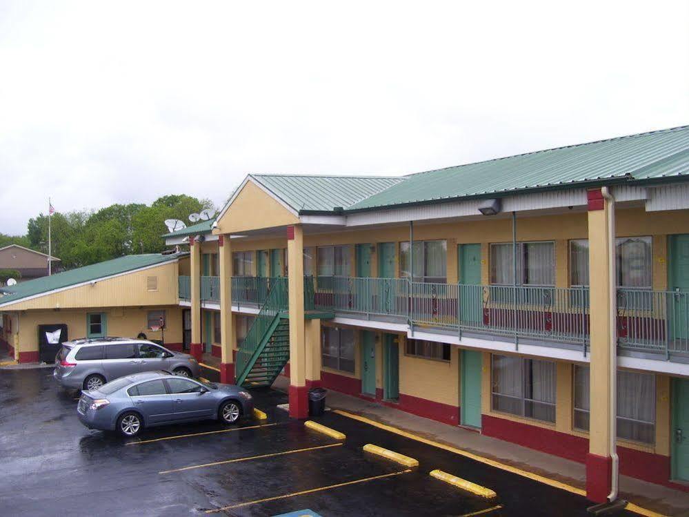 Fairbridge Inn Express Stuttgart Exterior foto
